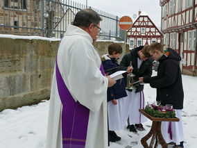 1. Advent in Sankt Crescentius (Foto: Karl-Franz Thiede)